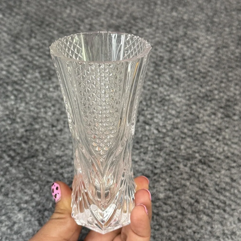 Buckingham Collection Crystal Bud Vase 5
